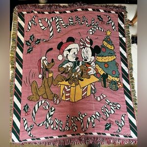 Disney Mickey Mouse Minnie Pluto Christmas Throw Blanket Fringe Beacon 56x50"USA